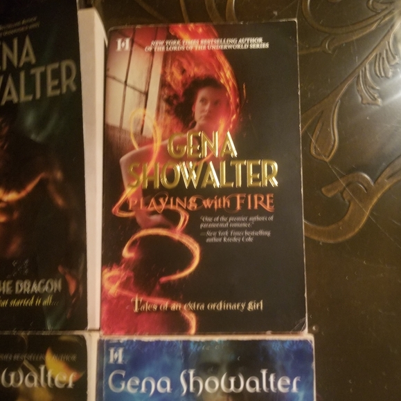 4 Paranormal Romance Novels by Gena Showalter. Great Sexy Reads - Picture 3 of 5